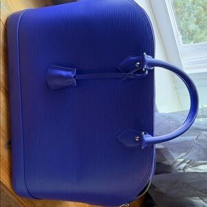 Vibrant Blue Textured Handbag